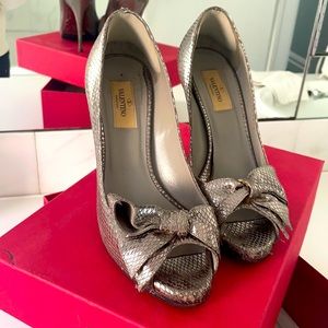 Valentino Garavani Pumps